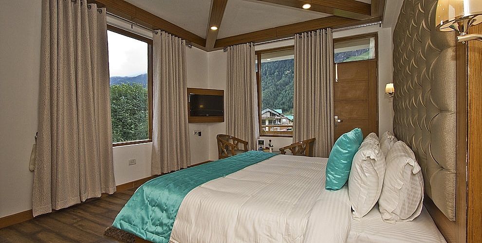 Kalista Resort - Your home in Mountains Deluxe Room - Mountain view with private balcony 2
