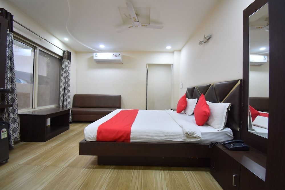 Hotel Siddhi Vinayak Standard Room. 6
