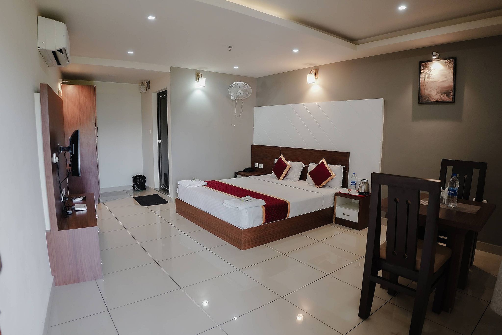 Wayanad Royal Crown Deluxe Room Non AC