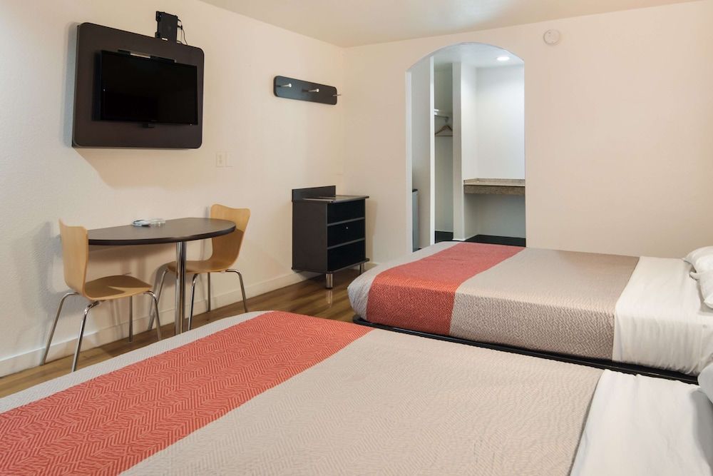 Deluxe Room, 2 Double Beds, Smoking, Refrigerator & Microwave