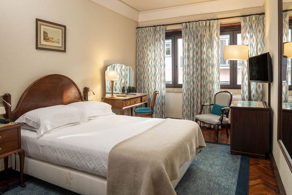 Hotel Lisboa Plaza, a Lisbon Heritage Collection Petite Double Room 4