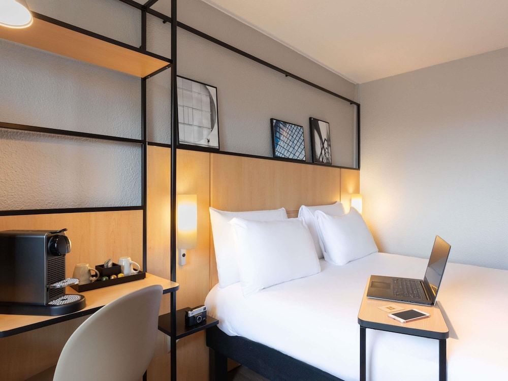 undefined ibis Paris Tour Eiffel Cambronne 15ème 10