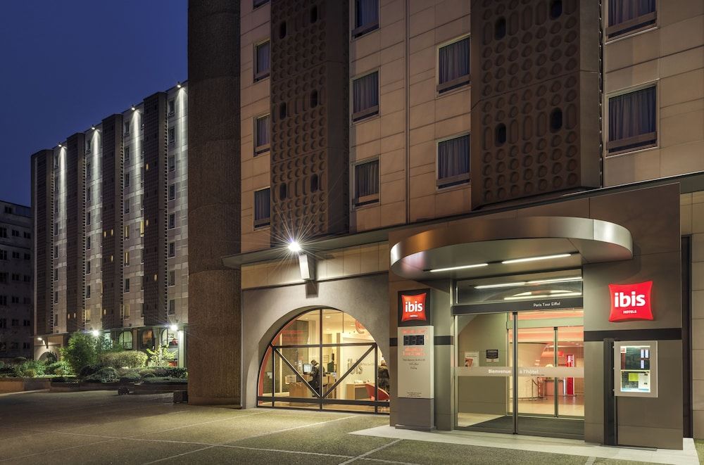 undefined ibis Paris Tour Eiffel Cambronne 15ème 2