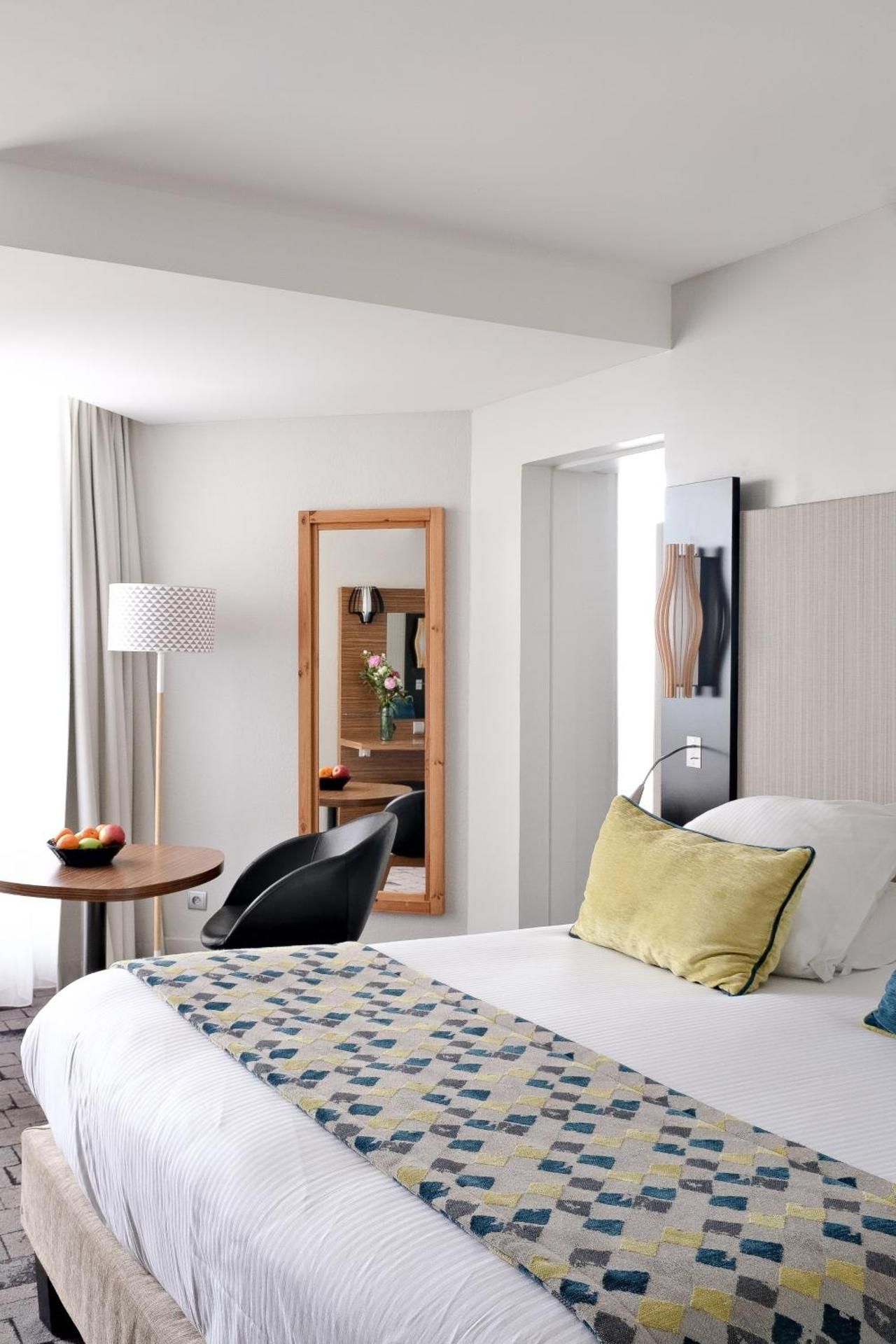 Double Room with Side Garden View