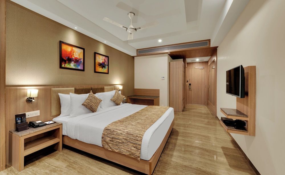 Anaya Beacon Hotel, Jamnagar Executive Room