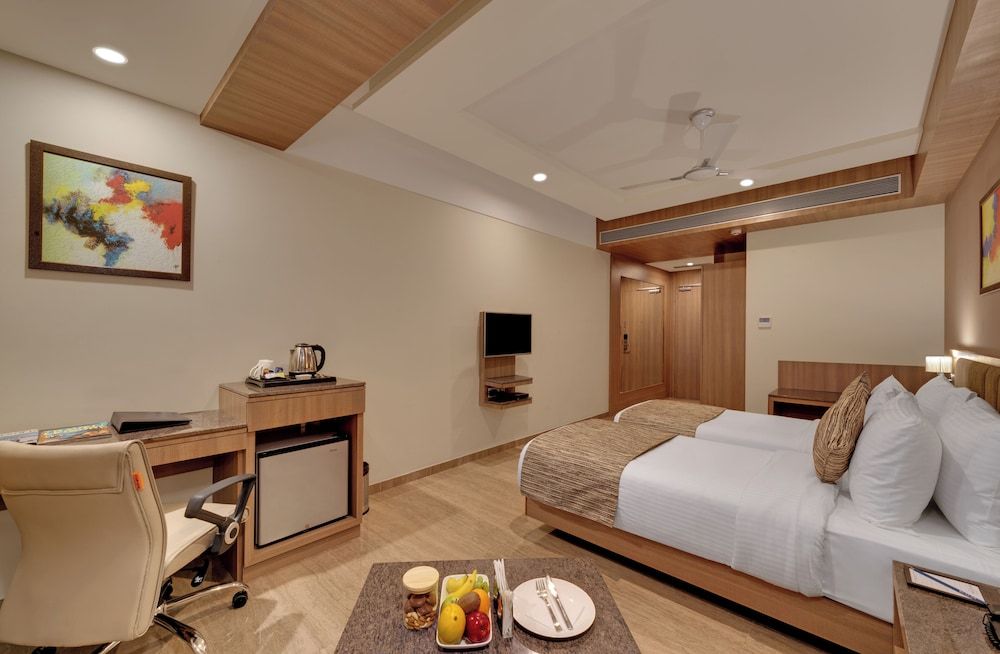 Anaya Beacon Hotel, Jamnagar Executive Room 4