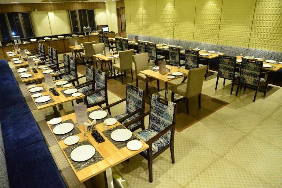 Food & Dining