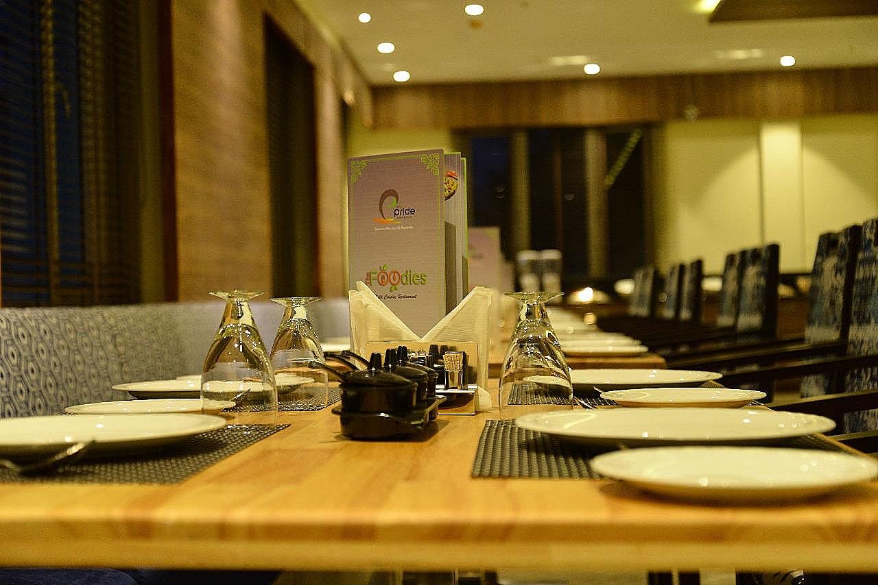 Food & Dining