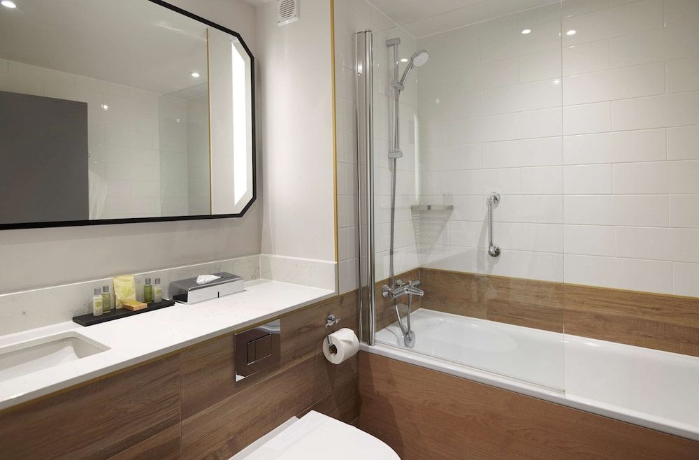 Deluxe Wellness Room