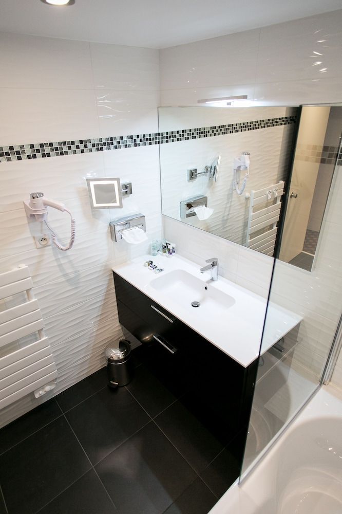 Mercure Mont Saint Michel Standard Room, 2 Twin Beds 6