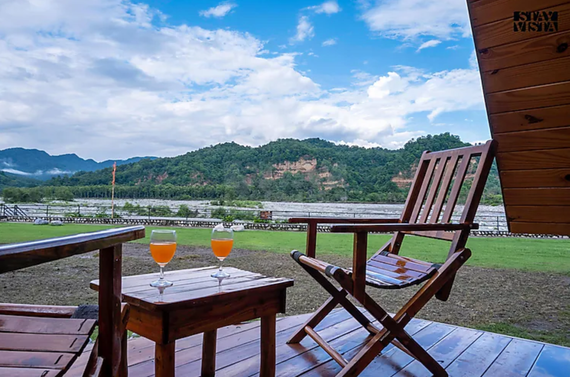 Pine Cottage (By The River)