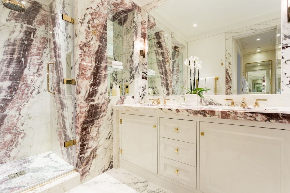 Suite (The Knightsbridge Suite)
