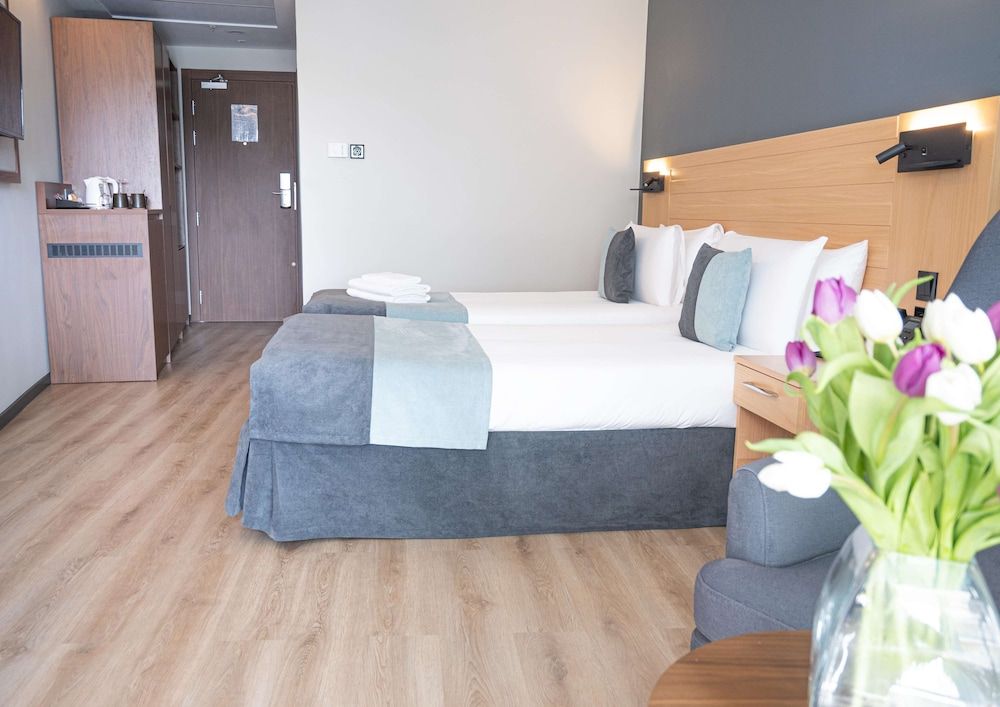 The Preluna Hotel Standard Room, Sea View 4