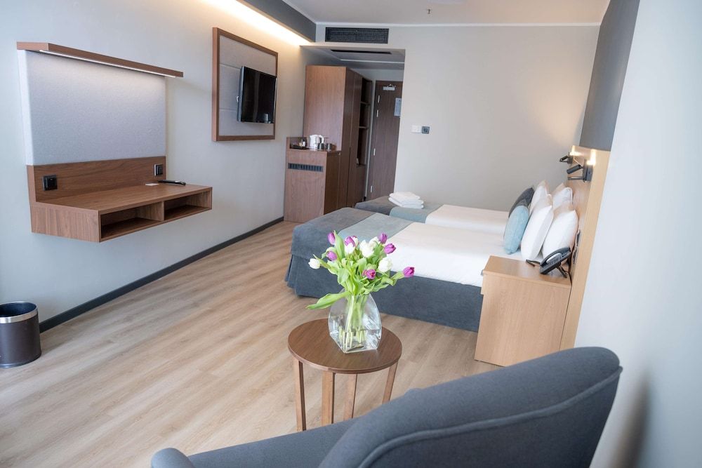 The Preluna Hotel Double or Twin Room, Balcony 5