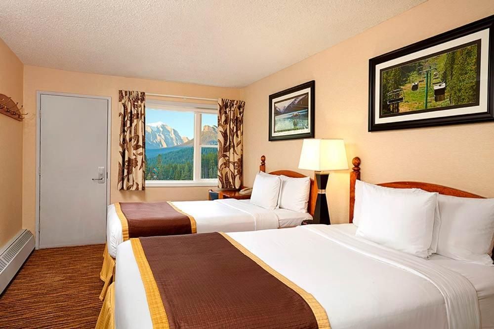 Standard Double Room with Two Double Beds