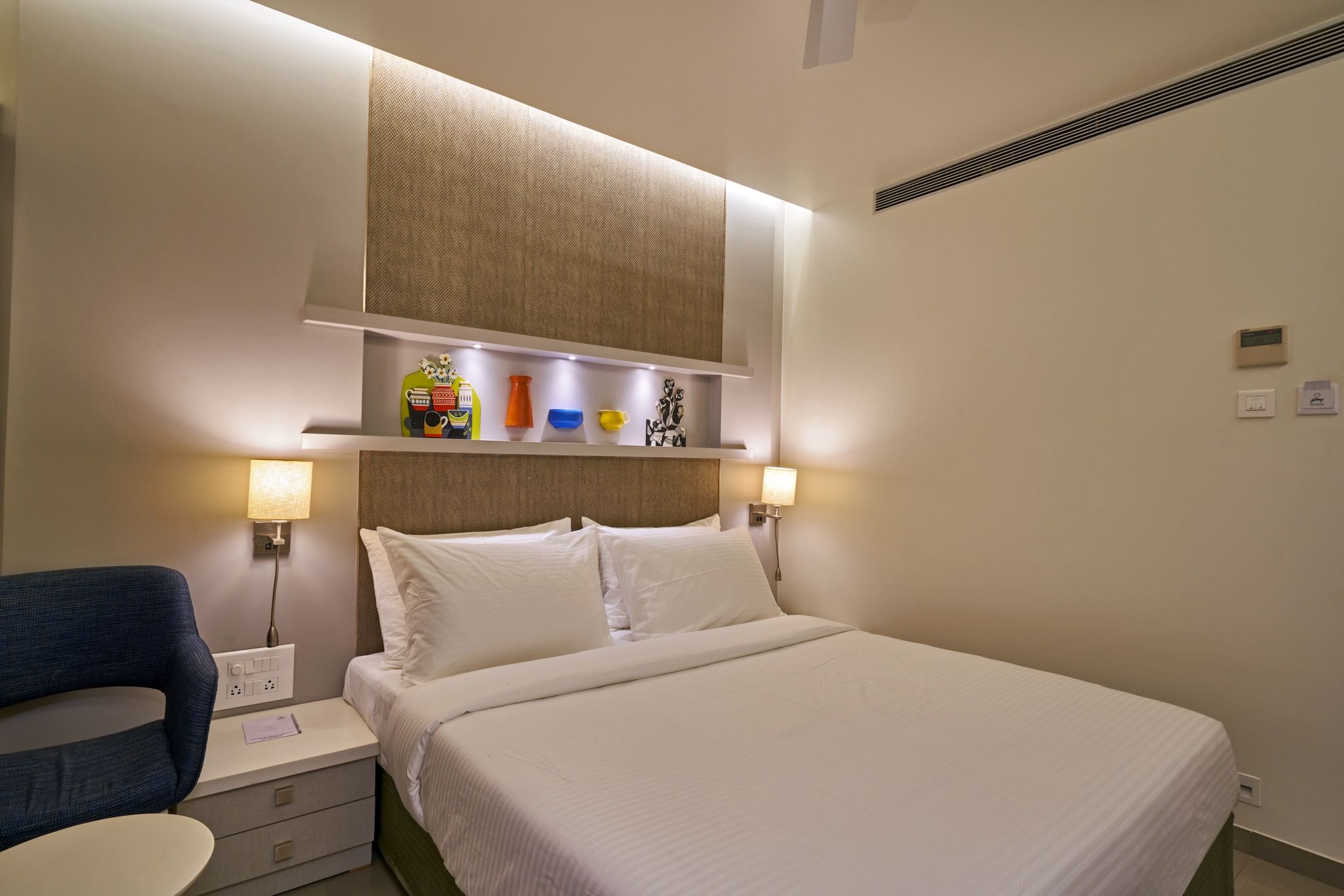 Deluxe Room AC