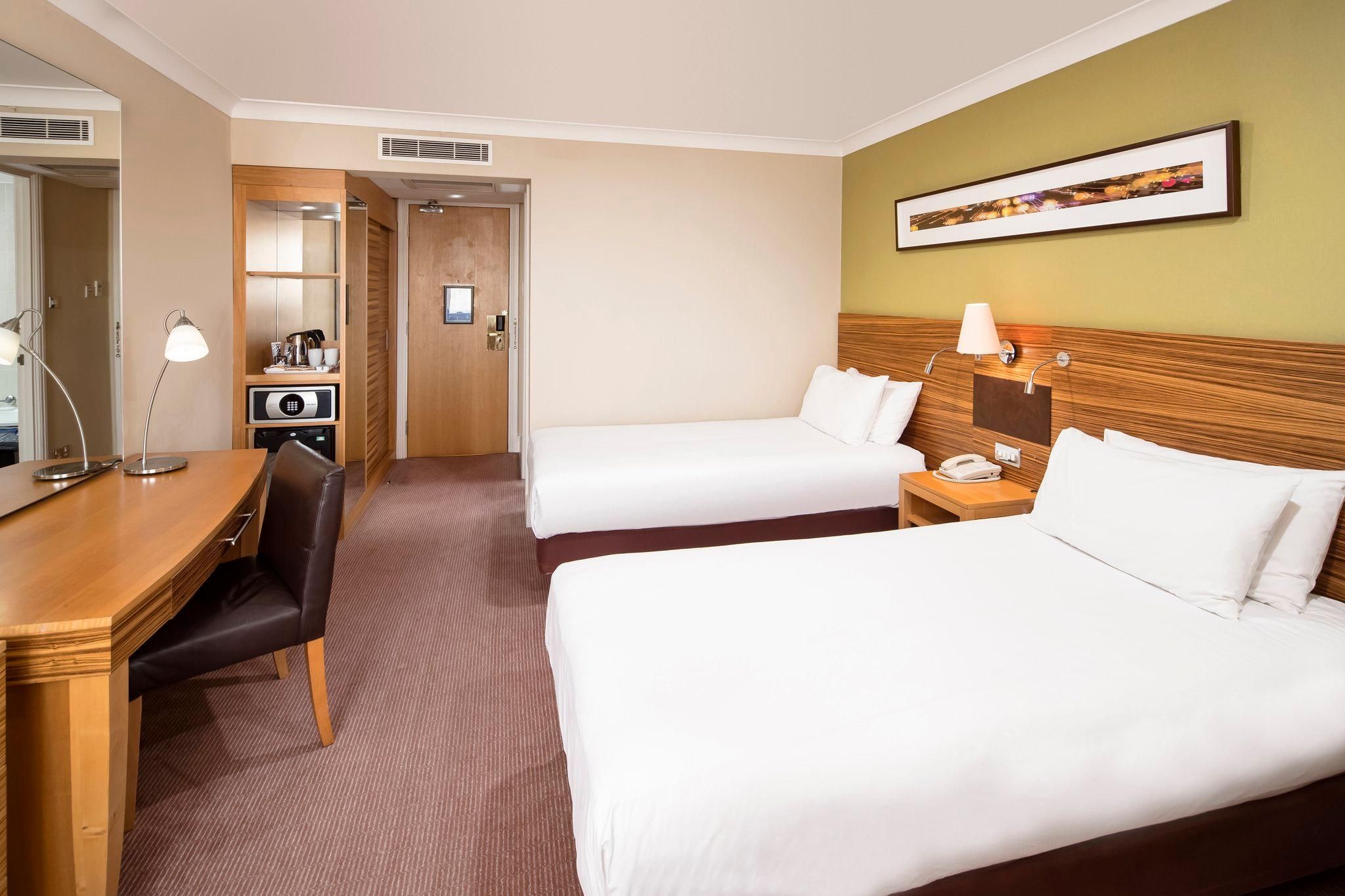 2 Single Beds Standard
