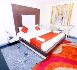 Alegria Paradise Deluxe Room 3