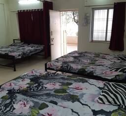 Deluxe Quad Non AC Room