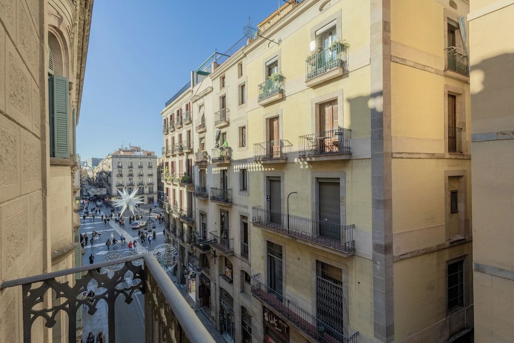 undefined Gran Hotel Barcino 2