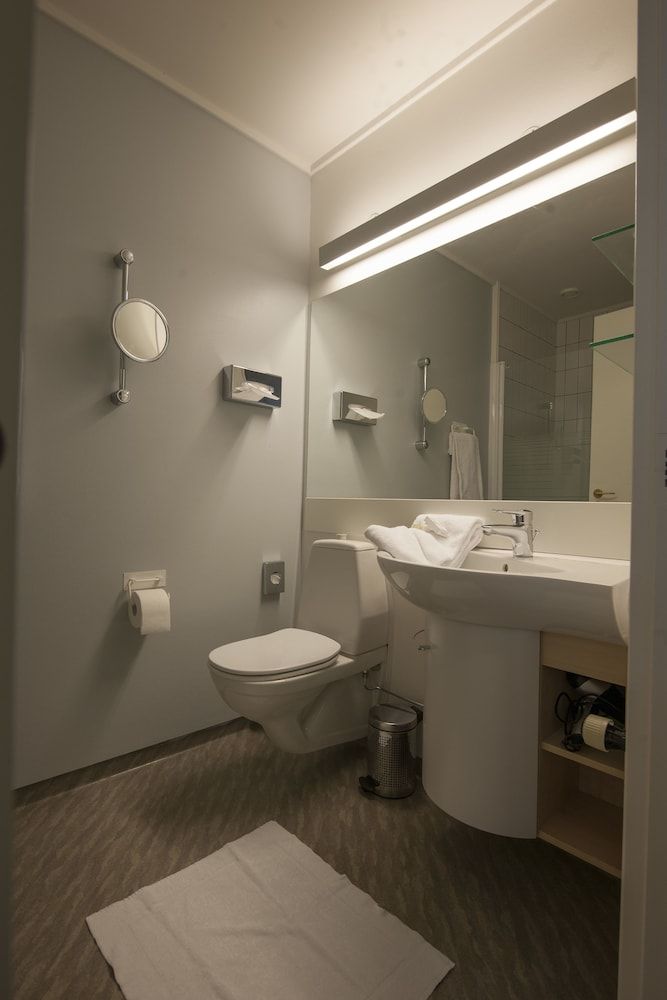 Hotel Koldingfjord Single Room, 1 Queen Bed, Fjord View, Main Building 4