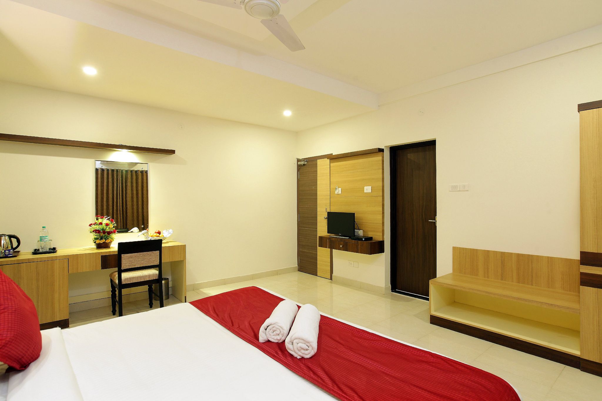 Prayana Hotel Deluxe AC 3