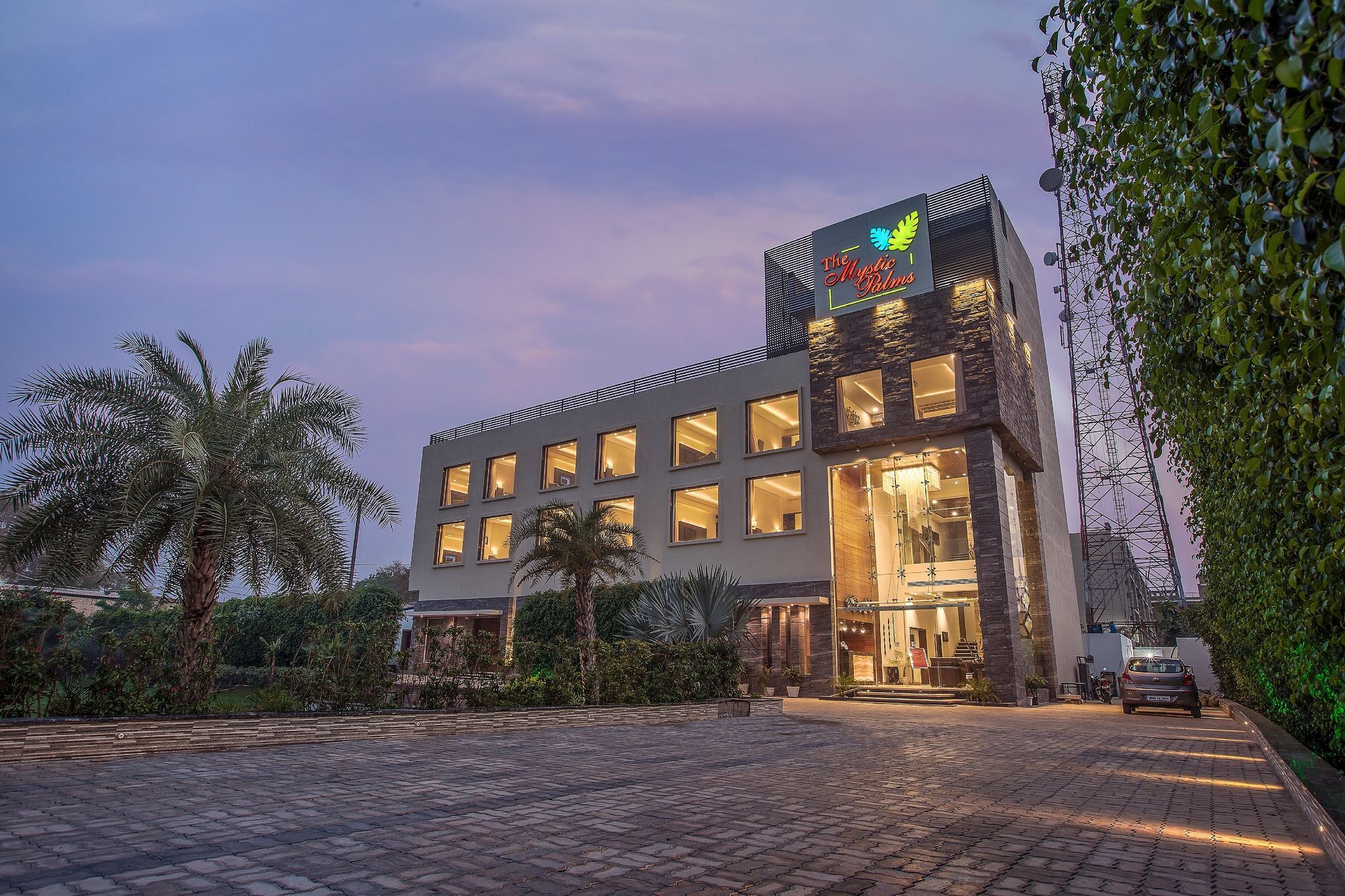 undefined Hotel The Mystic Palms 7