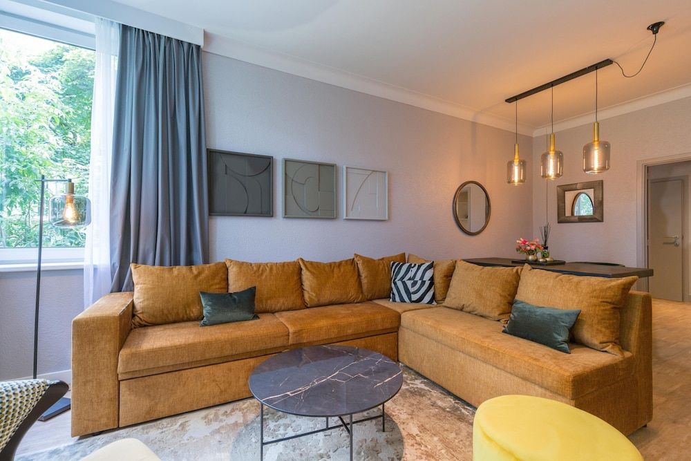 undefined Leonardo Hotel Antwerp The Plaza 3