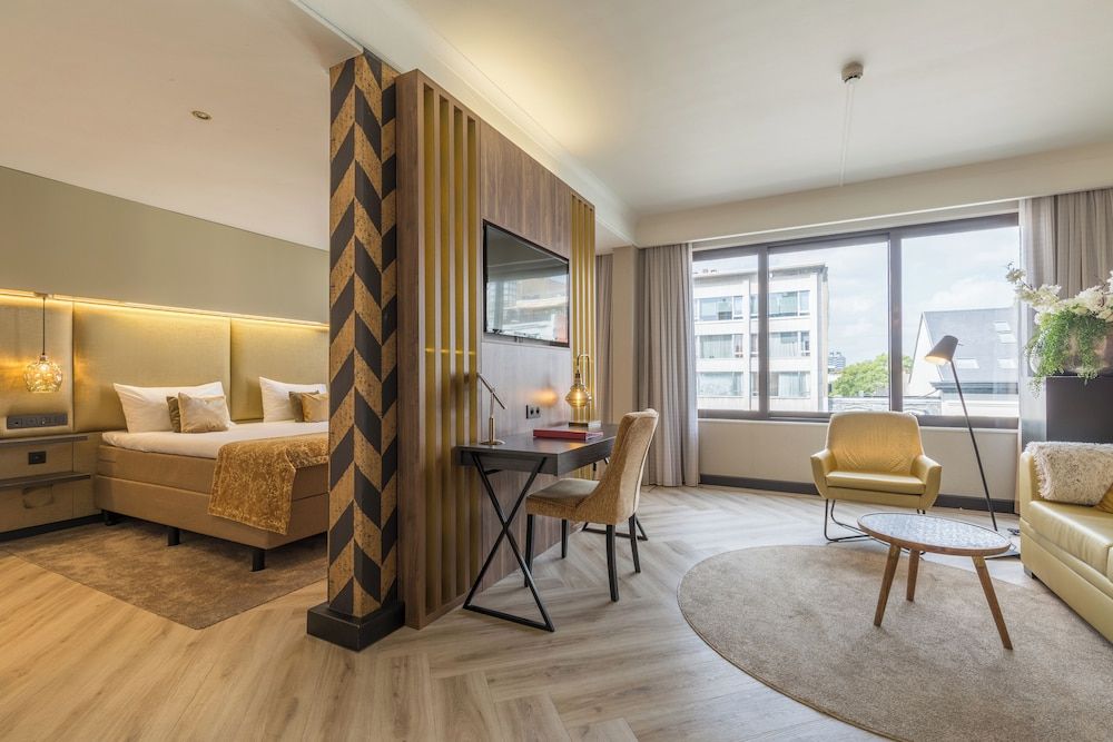 undefined Leonardo Hotel Antwerp The Plaza 8