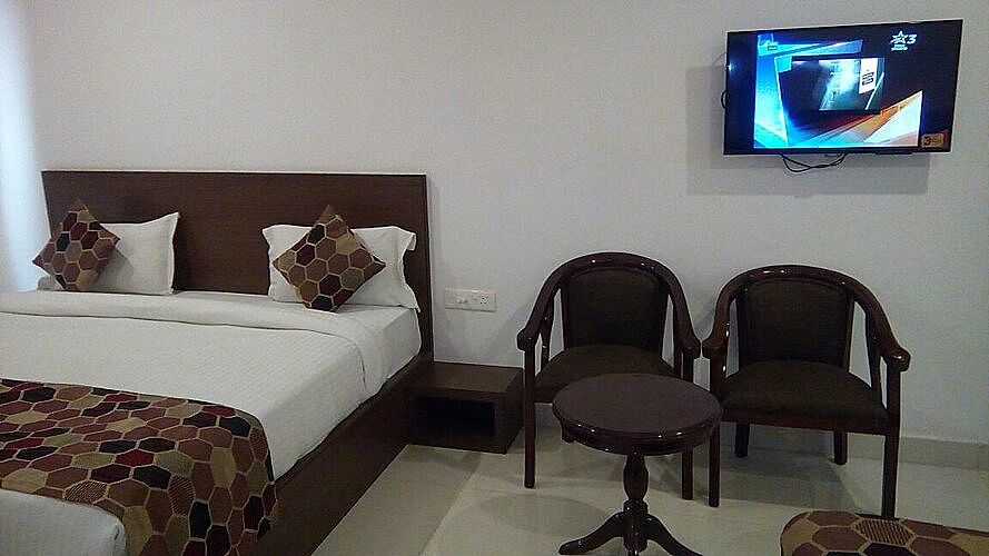 HOTEL DELUX INN  Executive Room 7