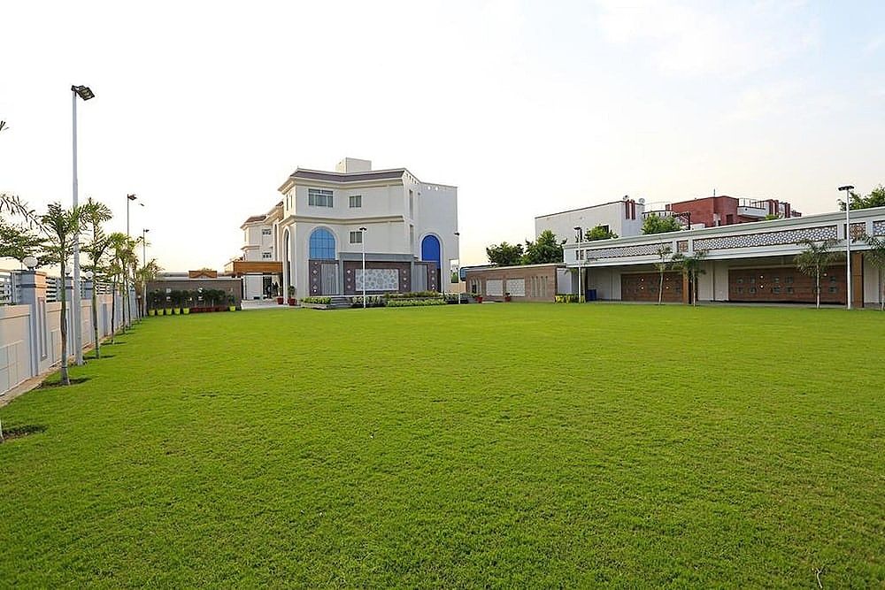 undefined Hotel JJ Valley 4