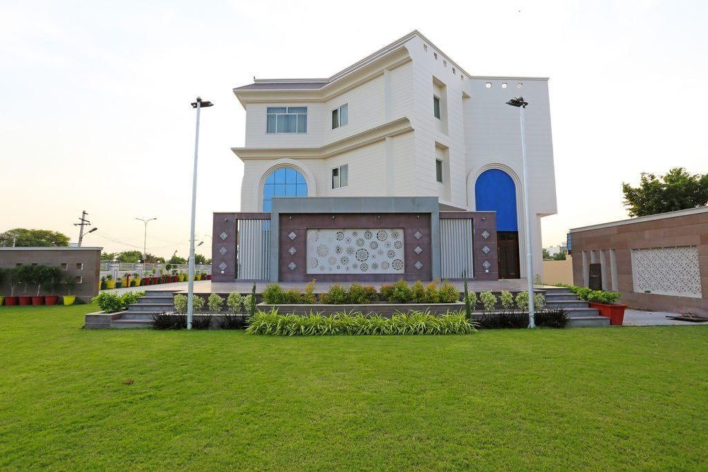 undefined Hotel JJ Valley 8