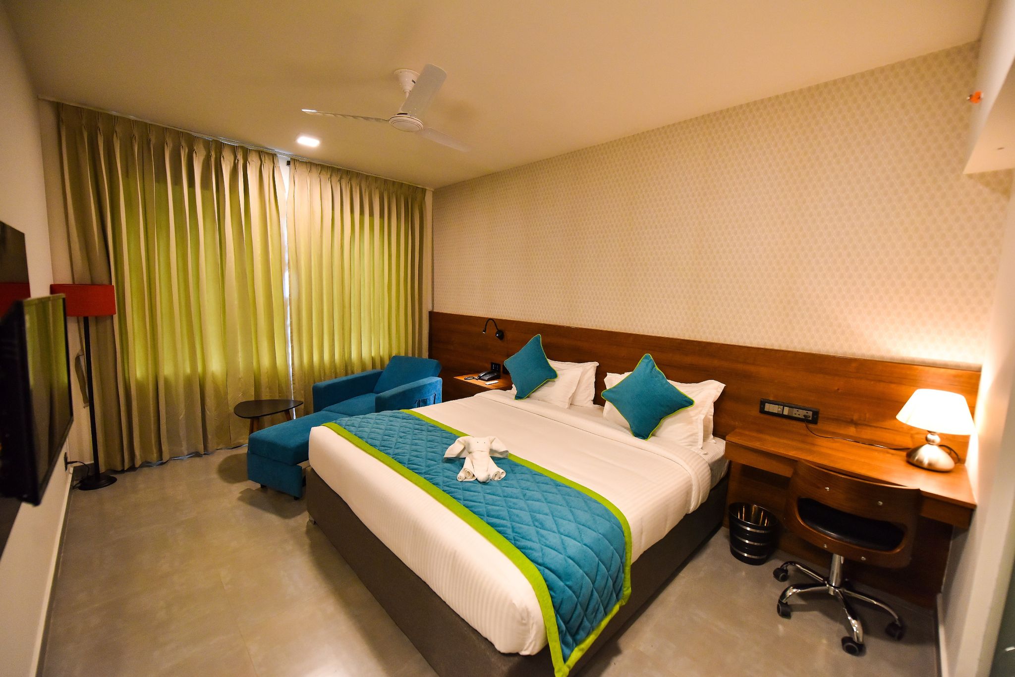 Vivid - A Boutique Hotel Classic Double 6