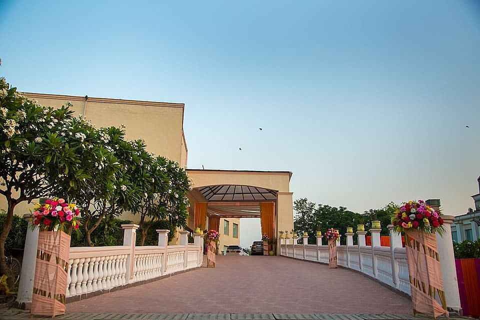 undefined Hotel Celebration Gardens 8