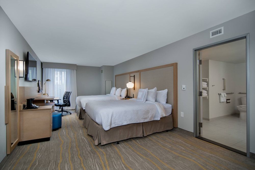Room, 2 Queen Beds