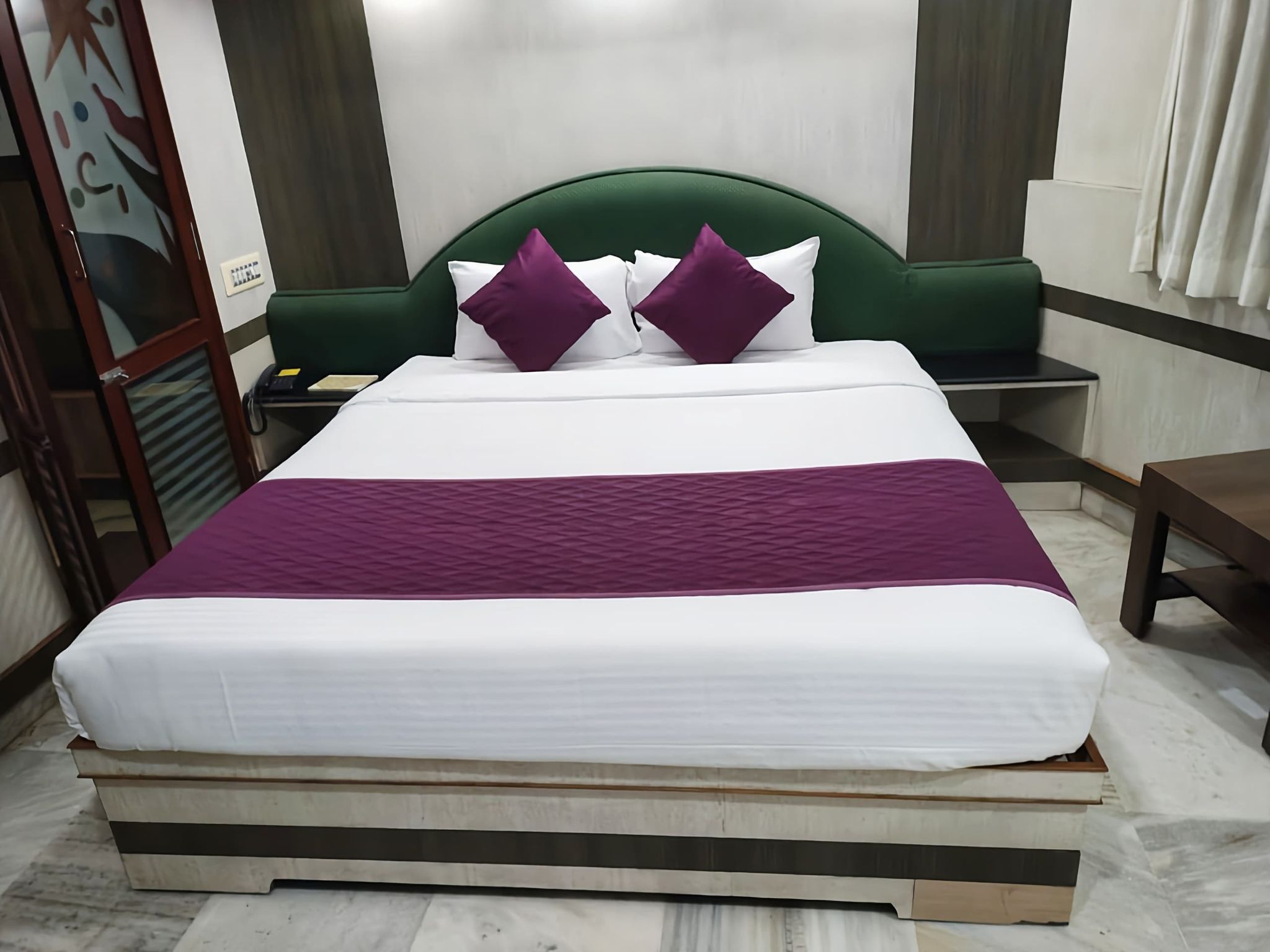 Hotel Pandiyar Residency Double Bed Non A/C 8
