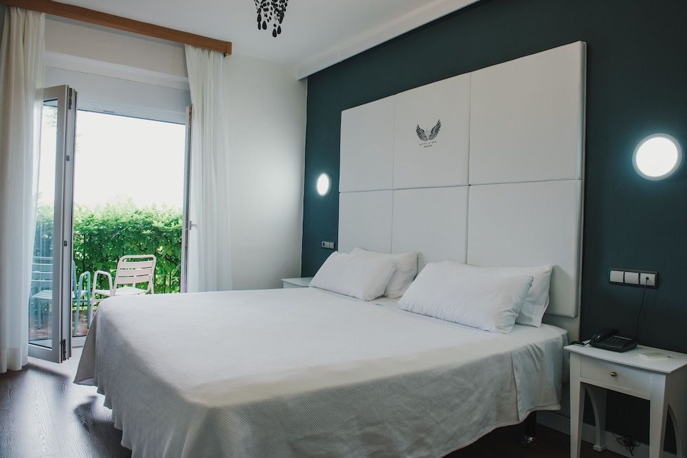 Double or Twin Room, Balcony