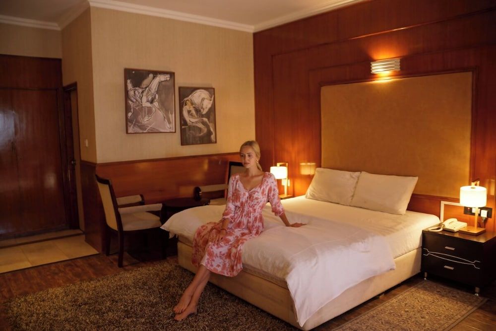 Dunn Perk Manor Homestay | Rooms & Restaurant  Junior Suite 3