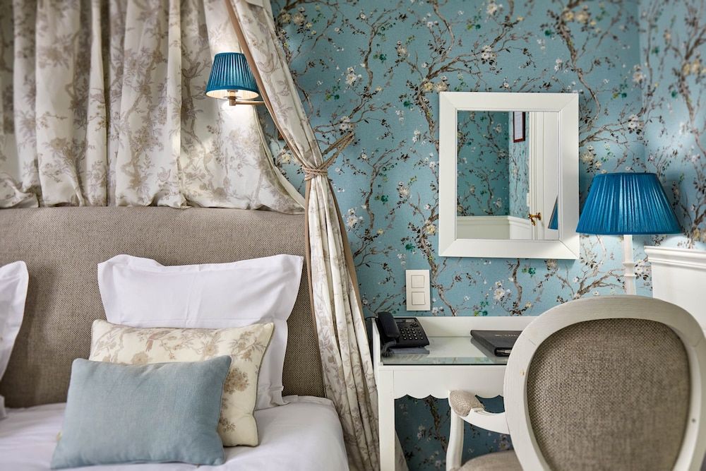 The Pand Hotel Charming Room 2