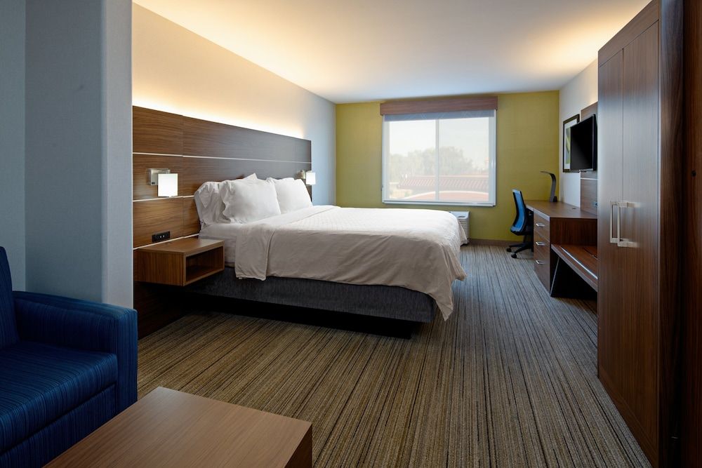 Suite, 1 King Bed