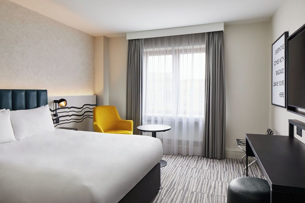 undefined Leonardo Hotel Dublin Christchurch 10