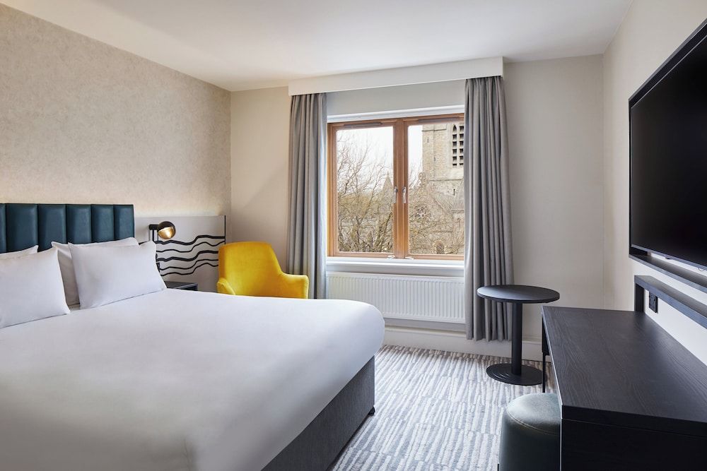 undefined Leonardo Hotel Dublin Christchurch 2