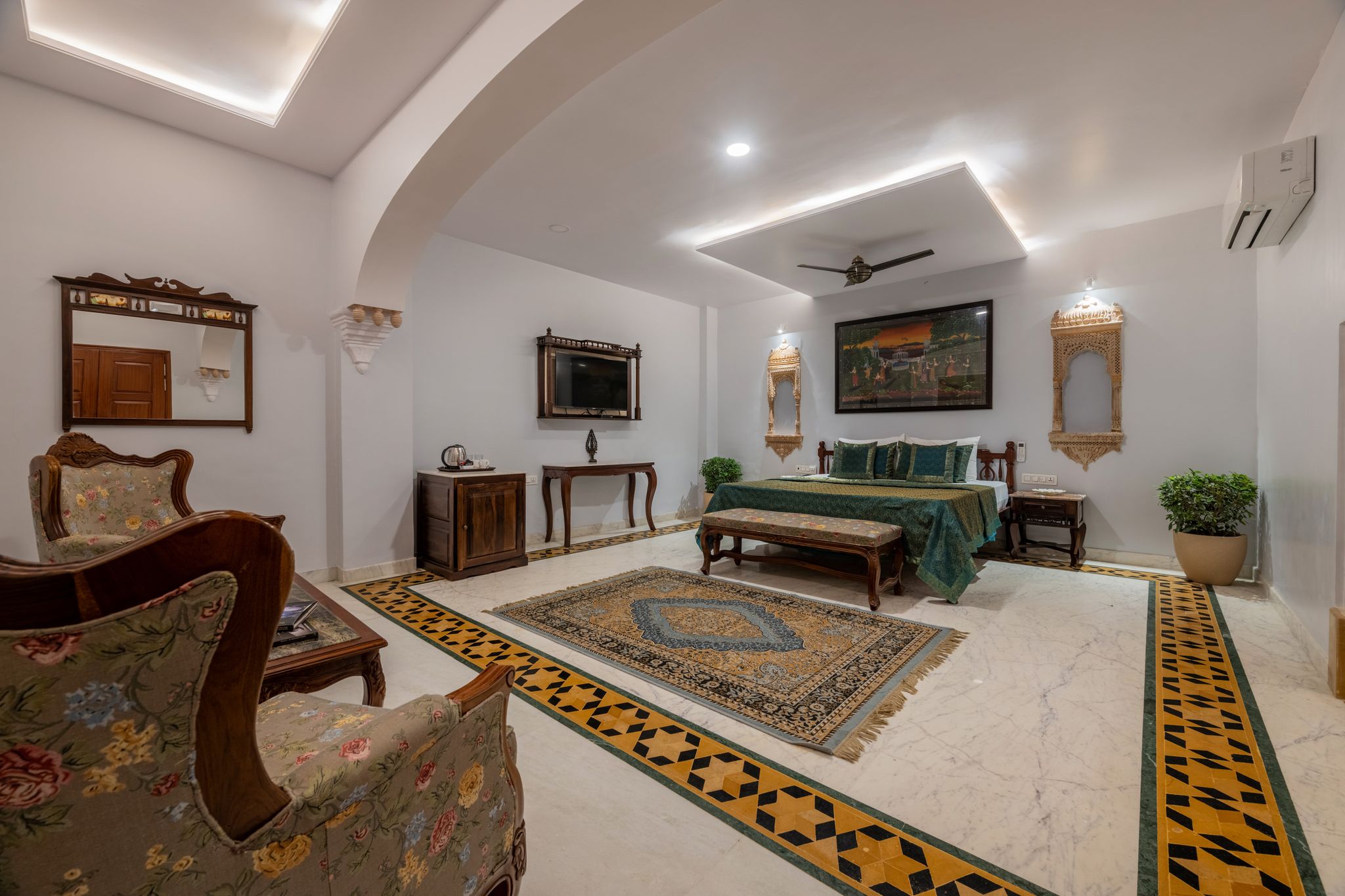 Maharaja Family Suite Room