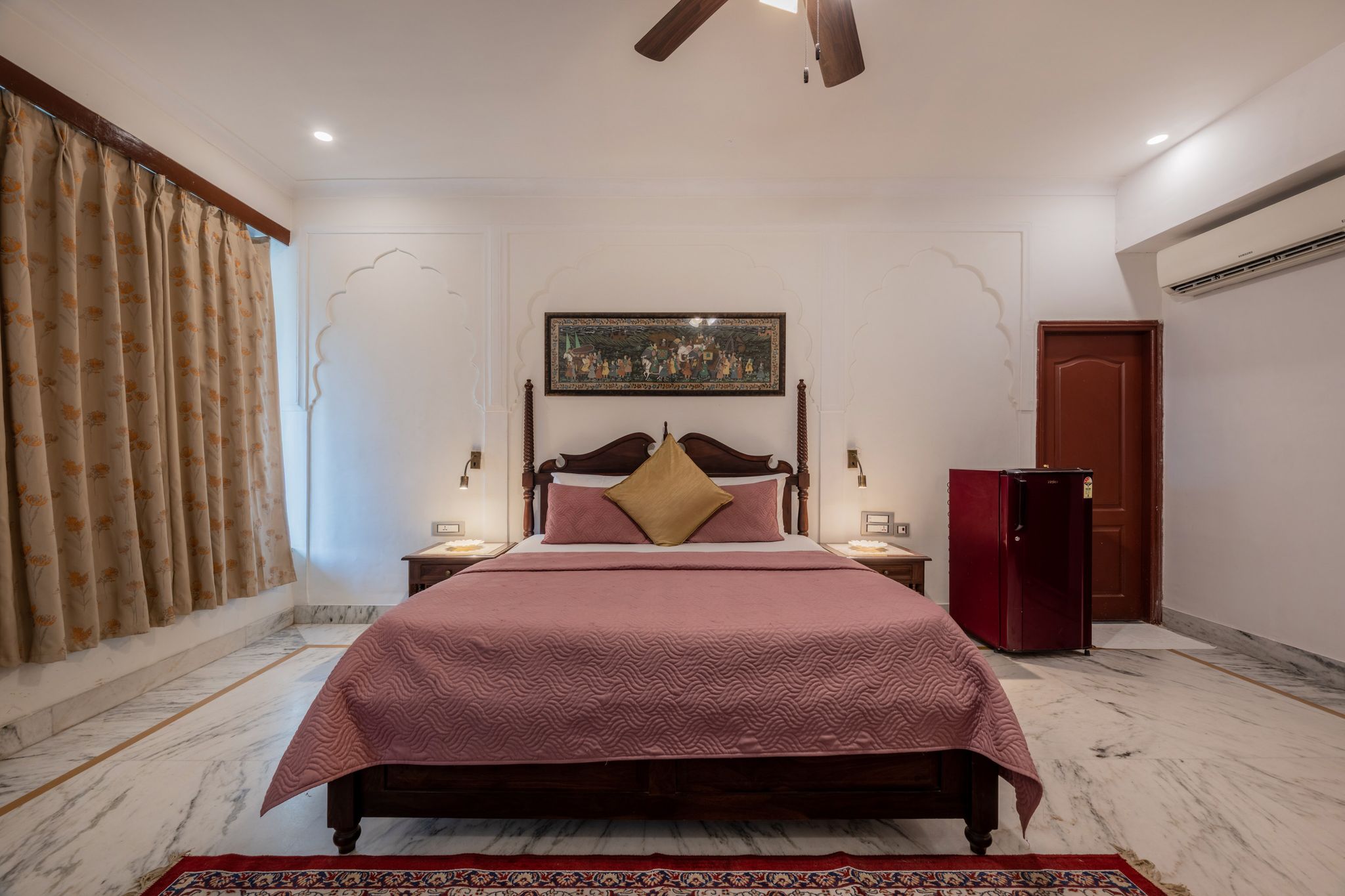 Maharaja Suite Room