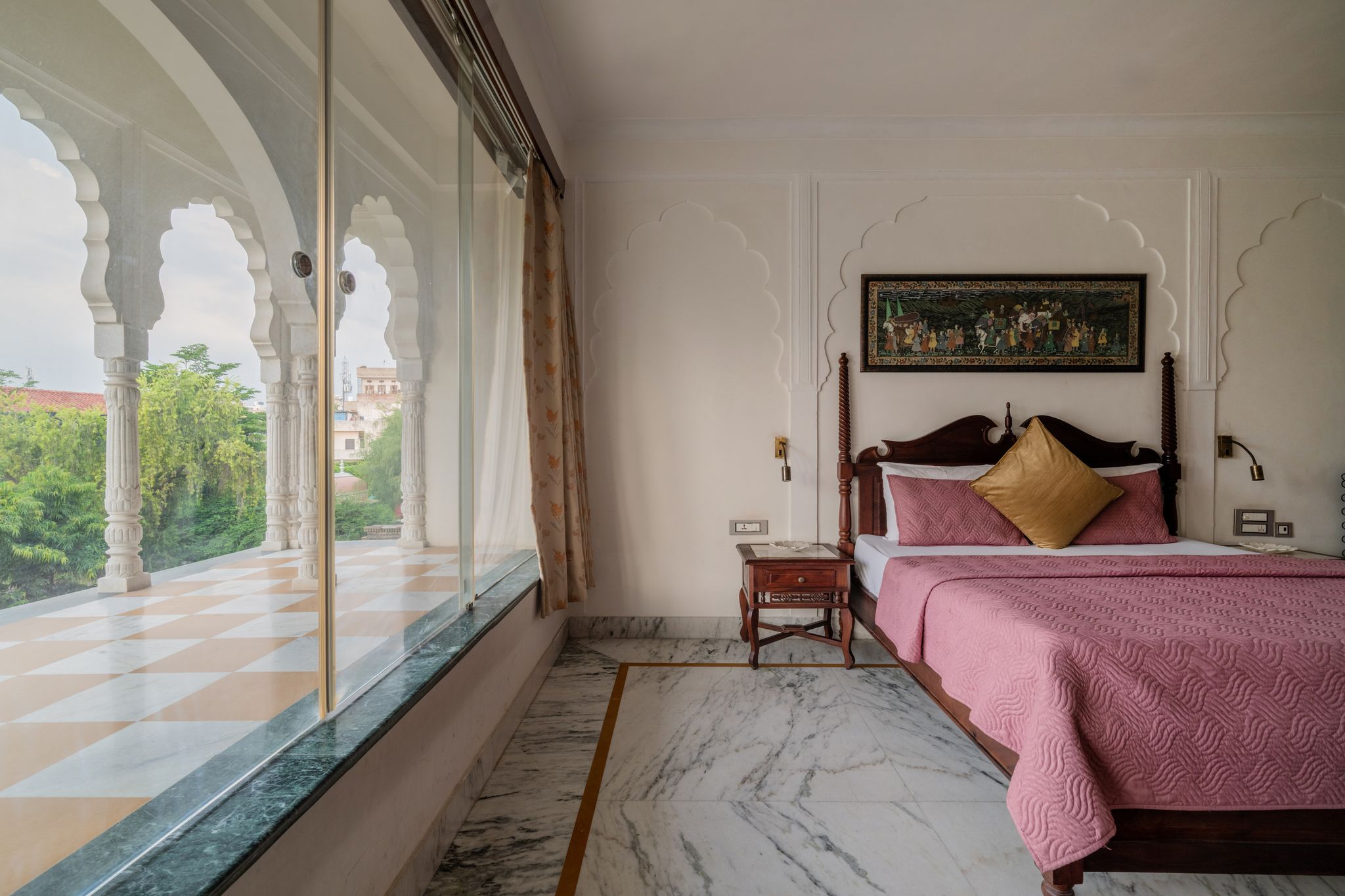 Maharaja Suite Room
