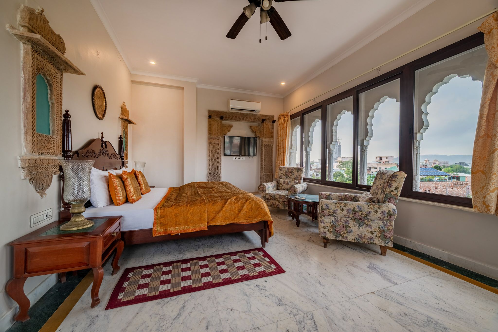 Premium Heritage Suite Room