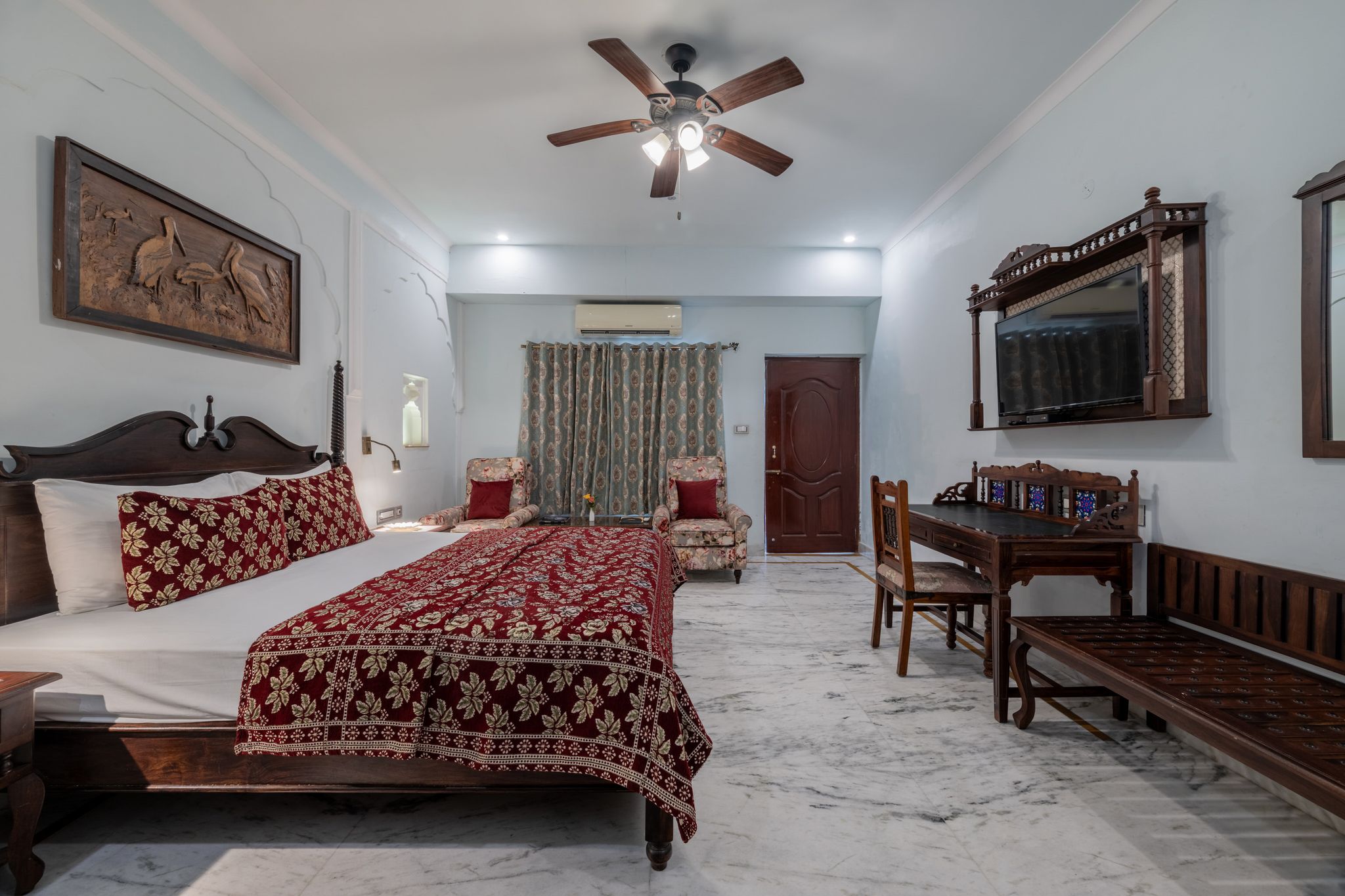 Superior Suite Room
