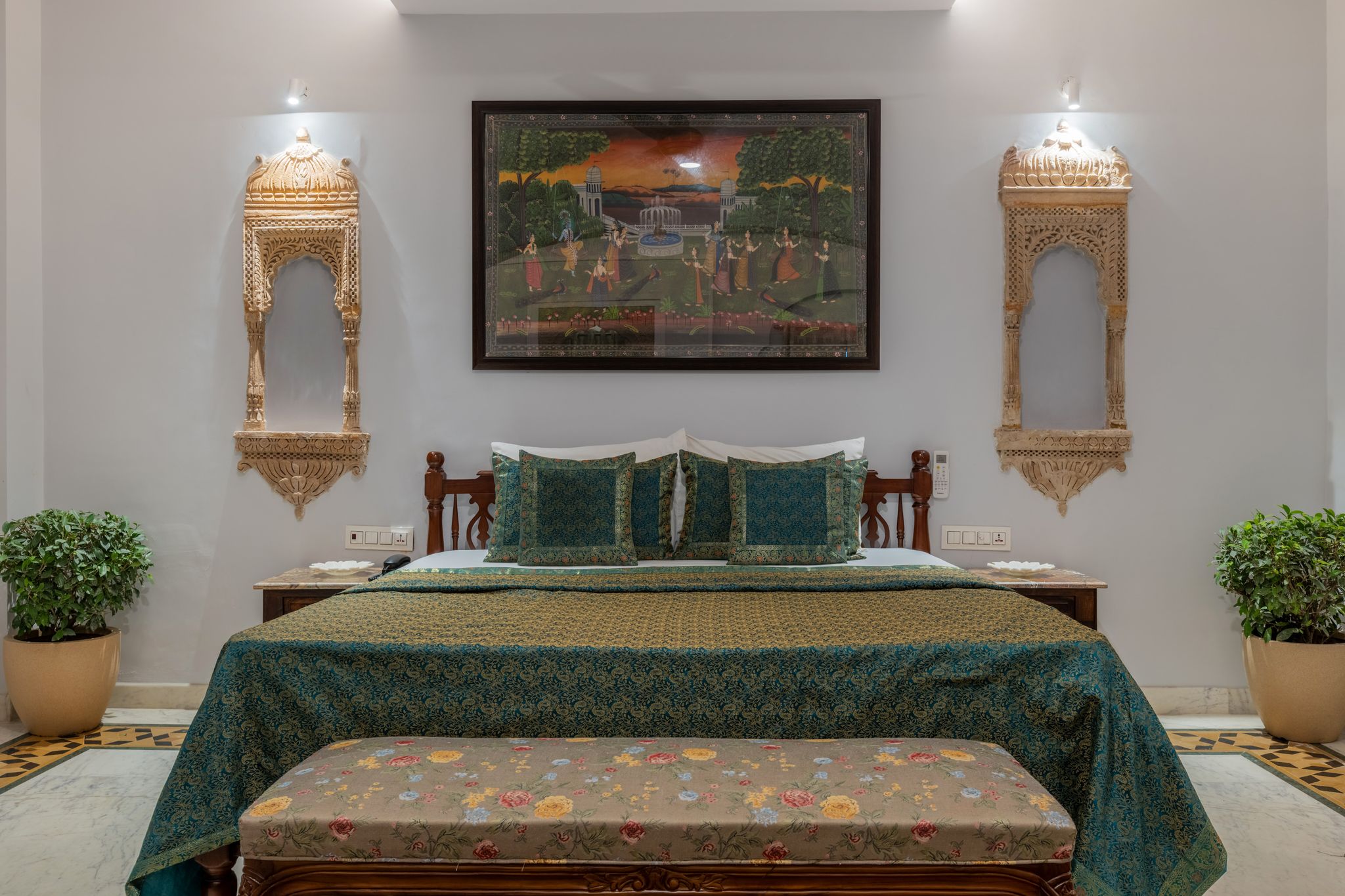 Maharaja Family Suite Room