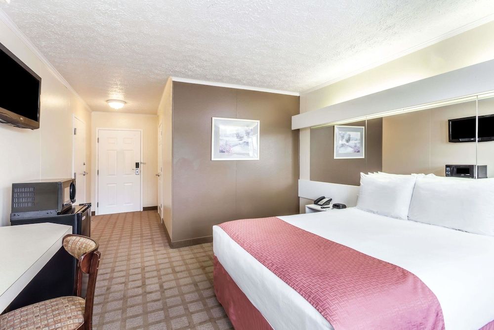 Standard Room, 2 Queen Beds