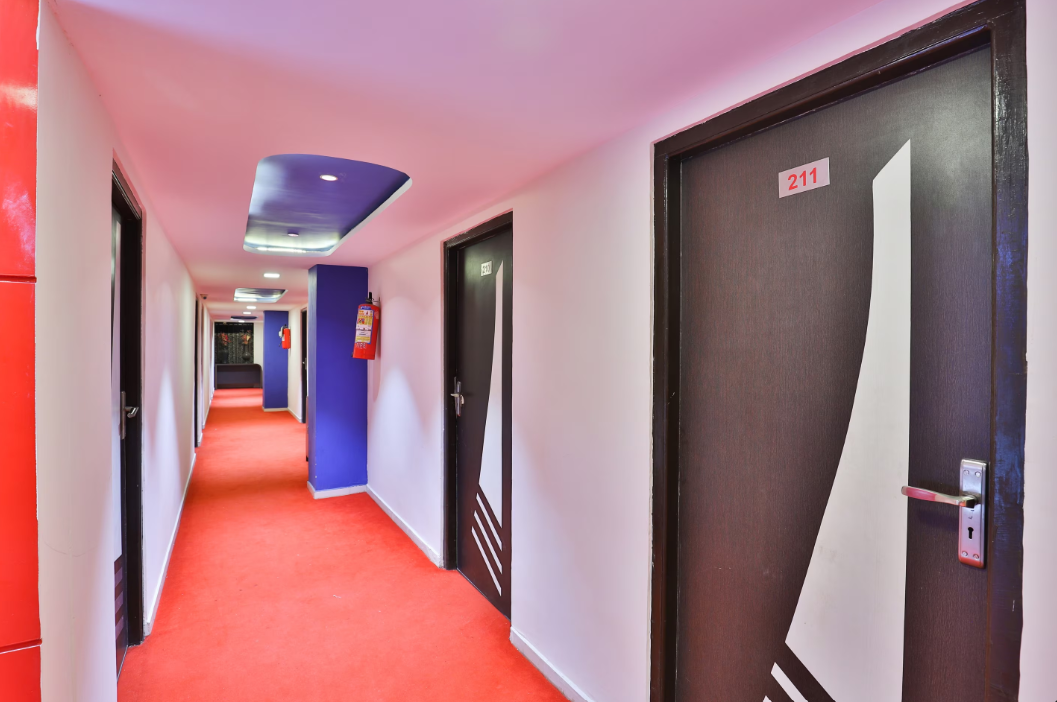 undefined Hotel Blue Moon 3